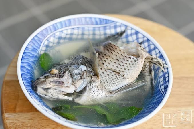 以馬內利鮮魚湯