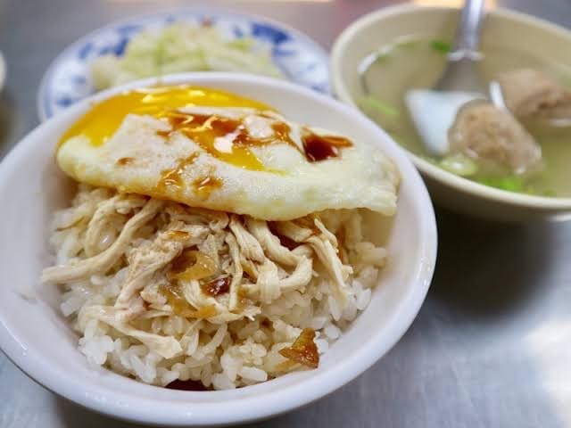 梁記嘉義鶏肉飯